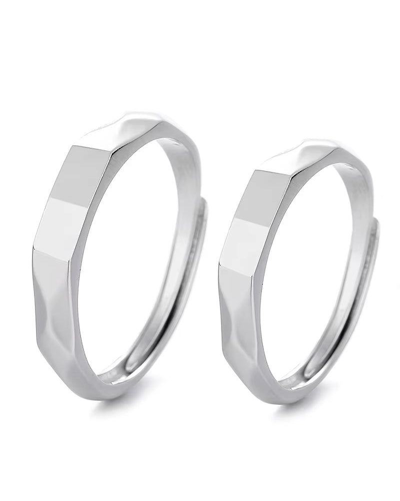 Light Sculpted Couple Rings