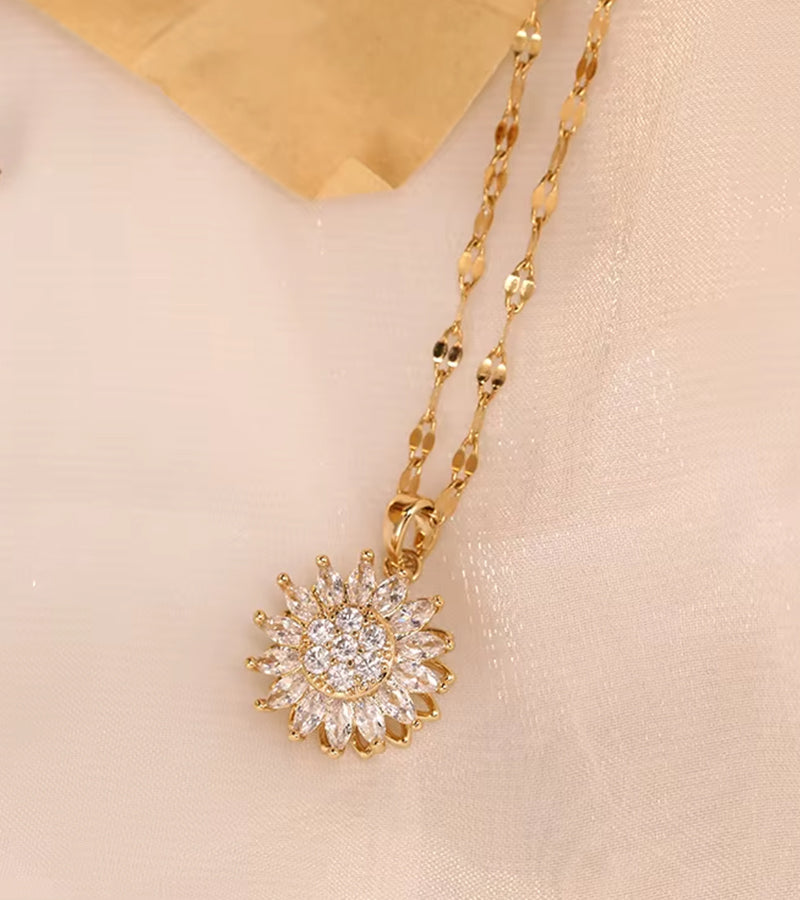 Olina Calm Spinning Necklace